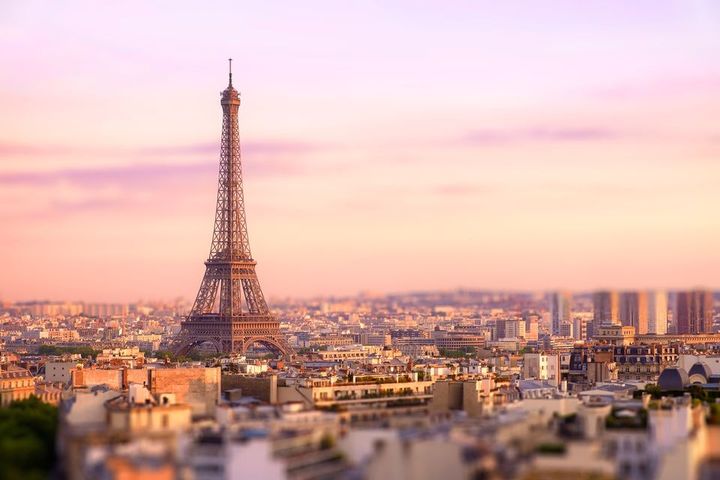 «Париж – місто кохання»