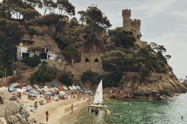 Іспанія море