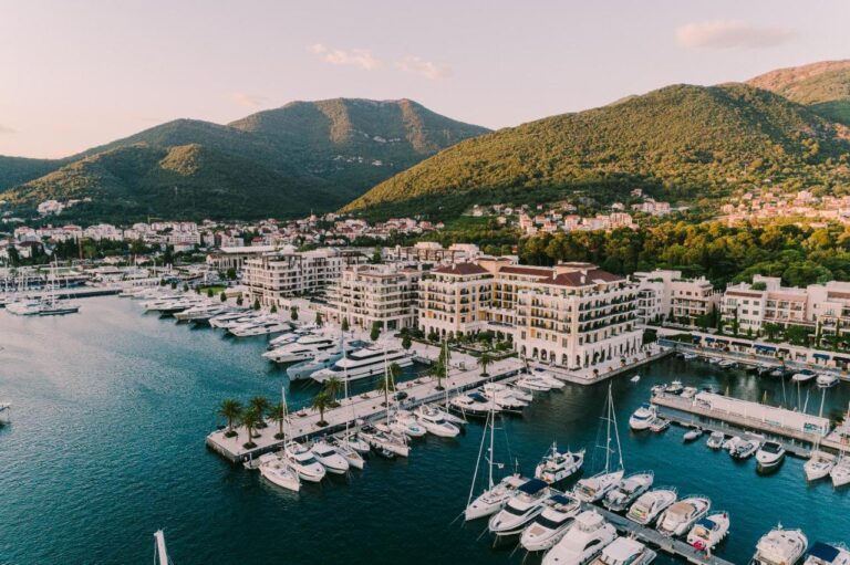 Літні фестивалі готелю Regent Porto Montenegro 5* у Чорногорії