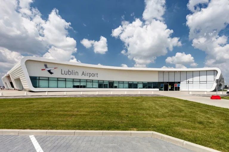 Аеропорт Люблін