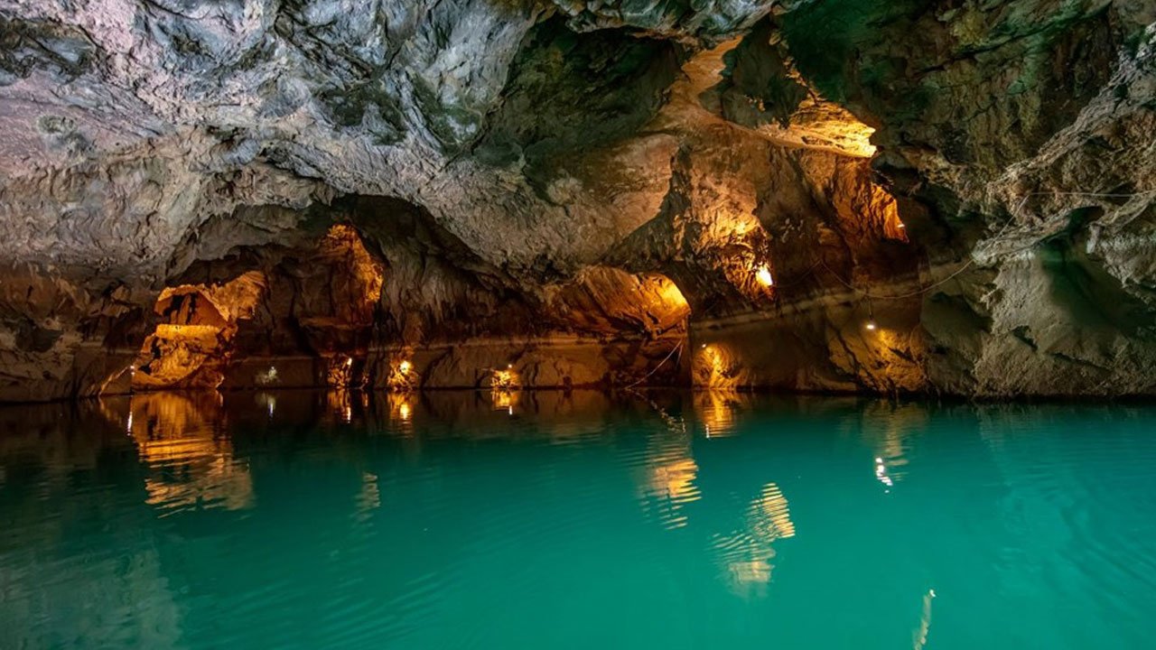 ГИД ПО МОРСКИМ ПЕЩЕРАМ ТУРЦИИ