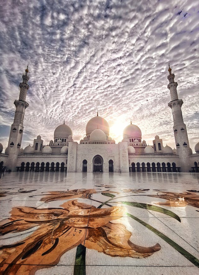 Фотография Белой мусульманской мечети