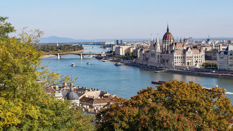 Будапештські терми та середньовічні архітекрурні перлини