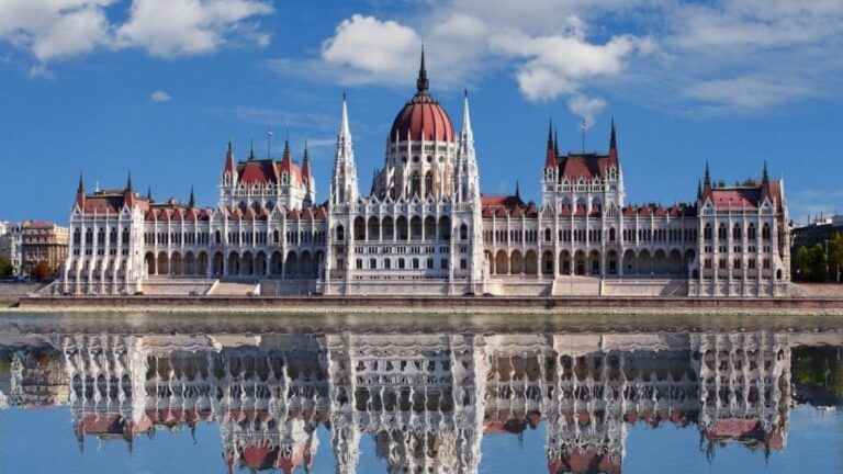 3,5-годинна пішохідна екскурсія Будапештом «Все в одному» із зупинкою для штруделю
