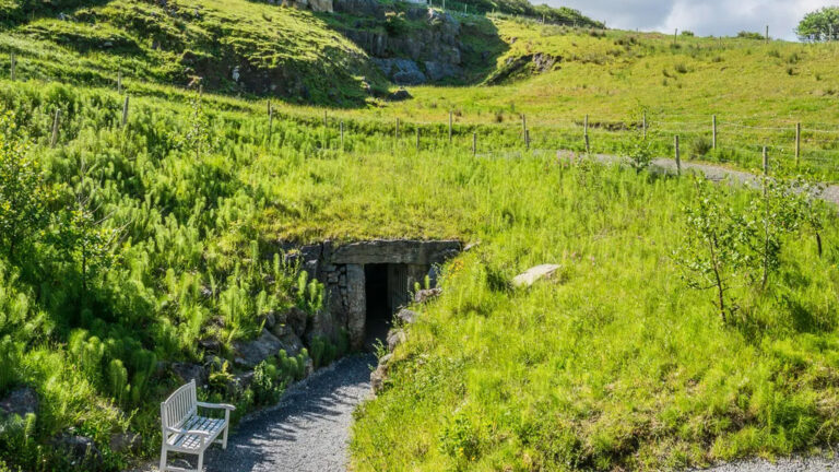 Печера Дулін: Дивовижні краєвиди Ірландії